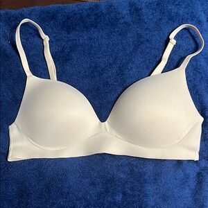 Victoria’s Secret bra